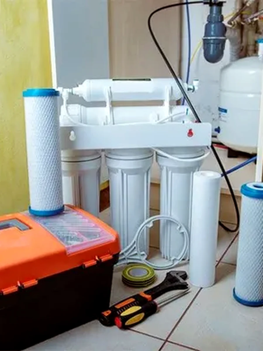 Reverse osmosis filtration equipment used for water treatment